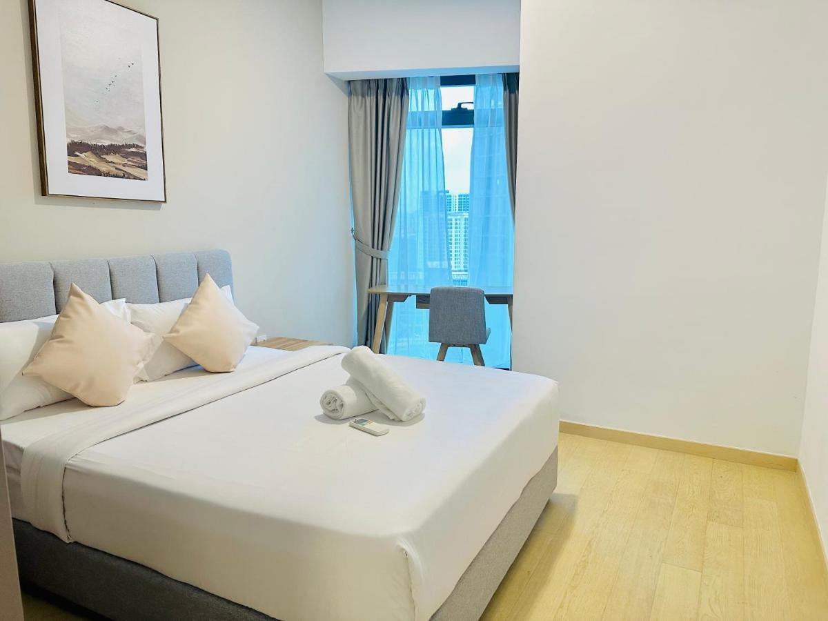 קואלה לומפור Eaton Service Apartment At Klcc מראה חיצוני תמונה